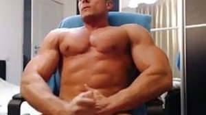 Young hottie Muscle cums