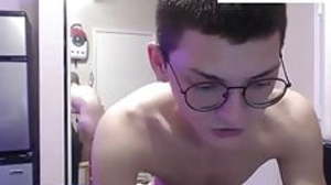 cute nerdy cd with glasses webcam solo