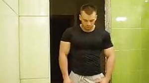 Russian bodybuilder stroking