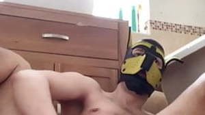 Whore pater boy fucks himself with dildo in pup