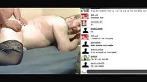 Salope gay enculee devant la webcam