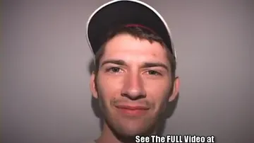 Watch this twink suck and swallow at the Queer