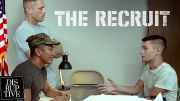 Watch these army jocks train a freshrecruit for a
