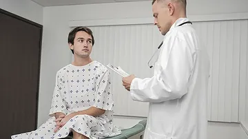 Elder boy with a meaty butt screws the counselor