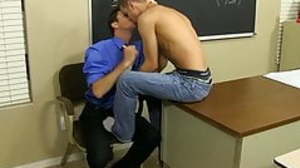 Hunky teacher Danny Brooks rims together with