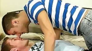 UK twinks Aiden and Lucas cum after hardcore anal